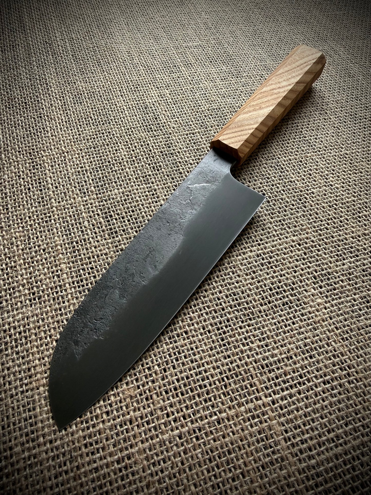 Santoku | Carbon steel | Ash handle