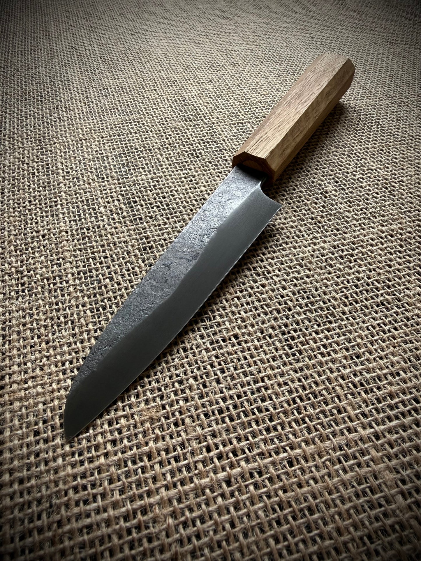 Petty knife | Carbon steel | Oak handle