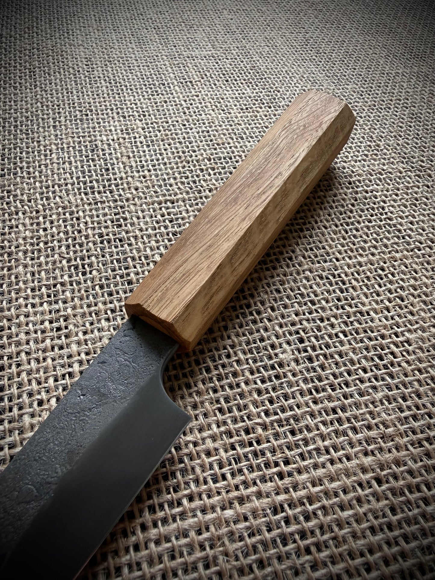 Petty knife | Carbon steel | Oak handle